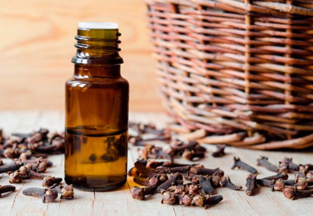 Aromatherapy guides prefer clove oil